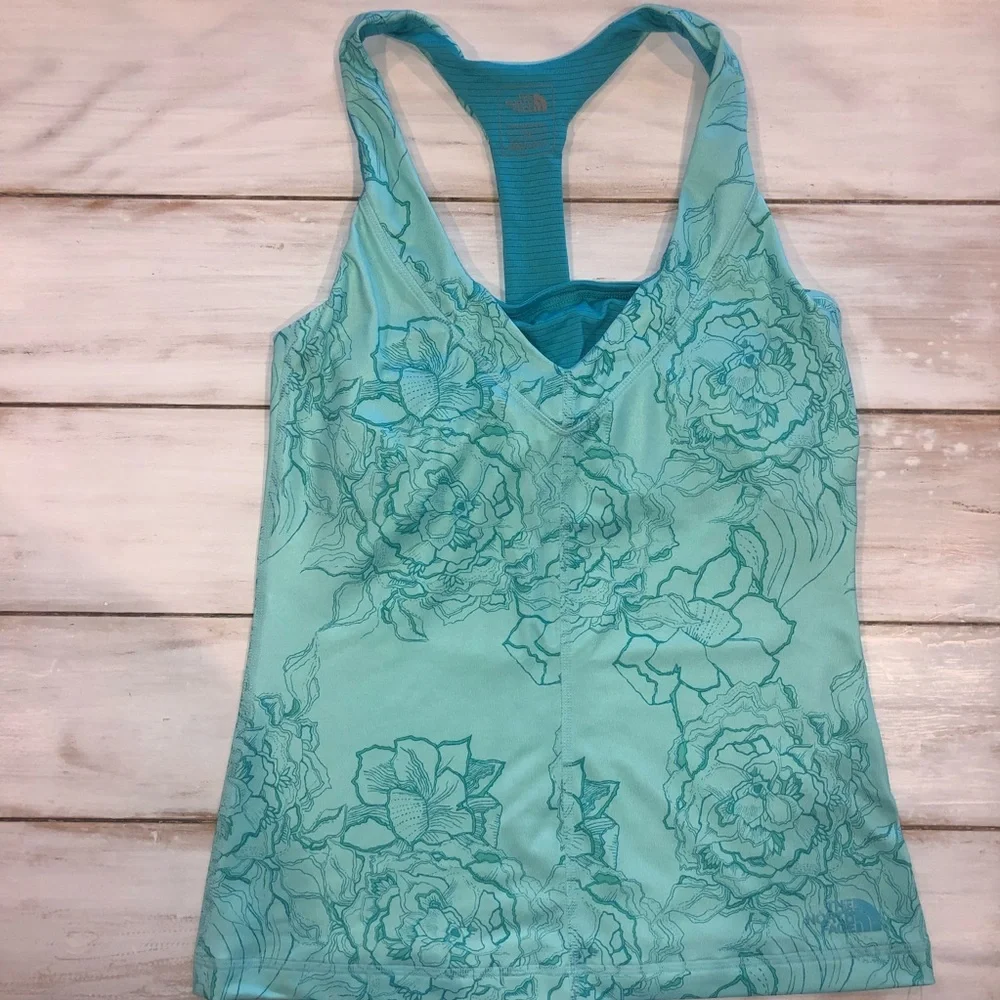 💕 North Face Tank 💕 - Picture 2 of 6